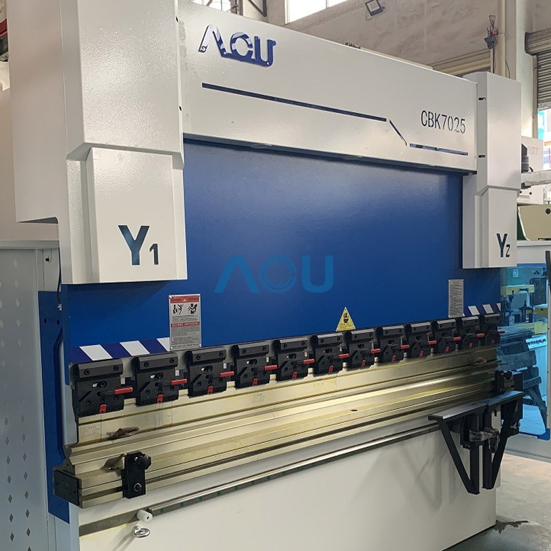 Automated CNC Bending Machine
